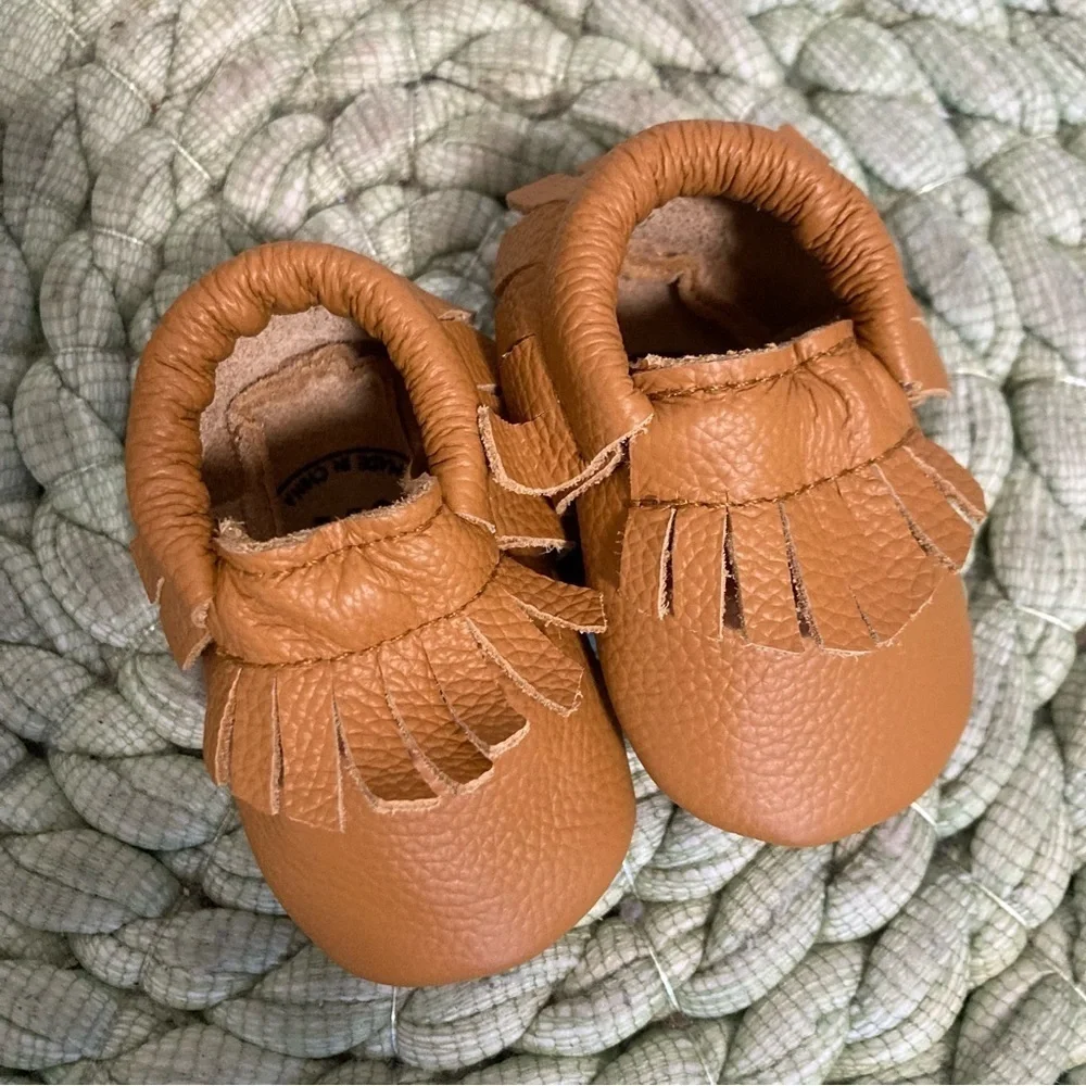 NEW BirdRock Baby Ginger Tan Leather Boho Newborn Baby Moccasins Shoes
